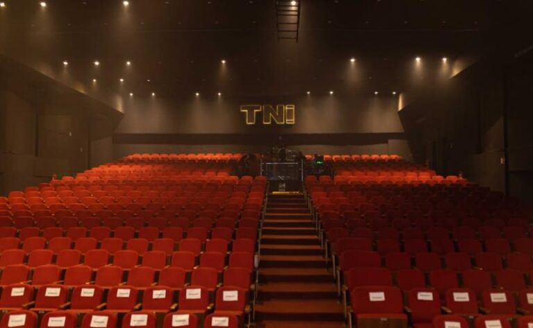 Da comédia à música, Teatro Nova Iguaçu Petrobras recebe diversas atrações em outubro