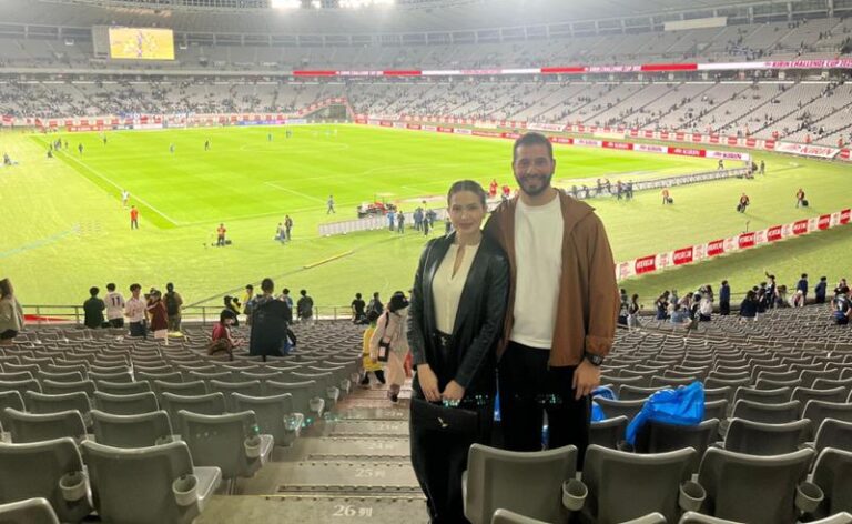 Dra. Marianna Magri e Brunno Ramos acompanham amistosos na Ásia e fortalecem conexões entre saúde e esporte